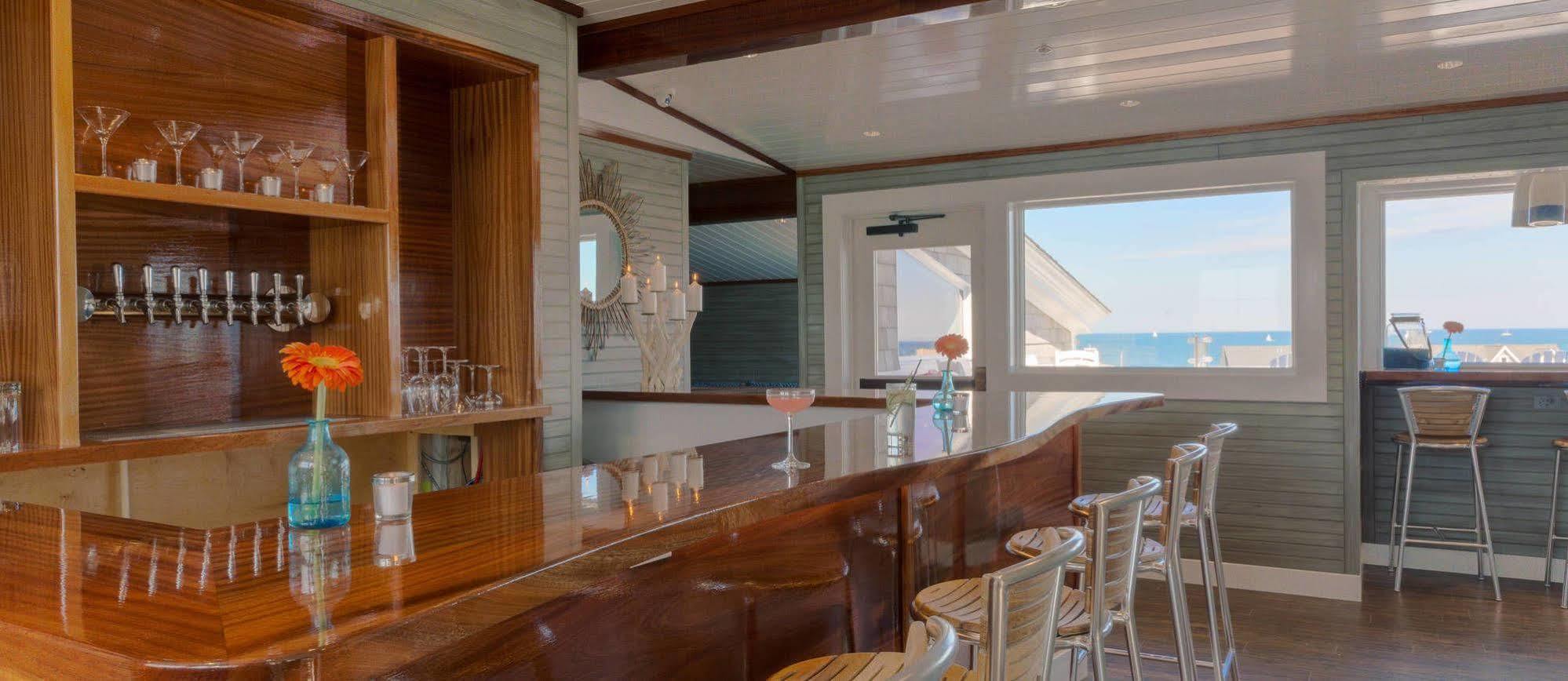The Break Hotel Narragansett Extérieur photo